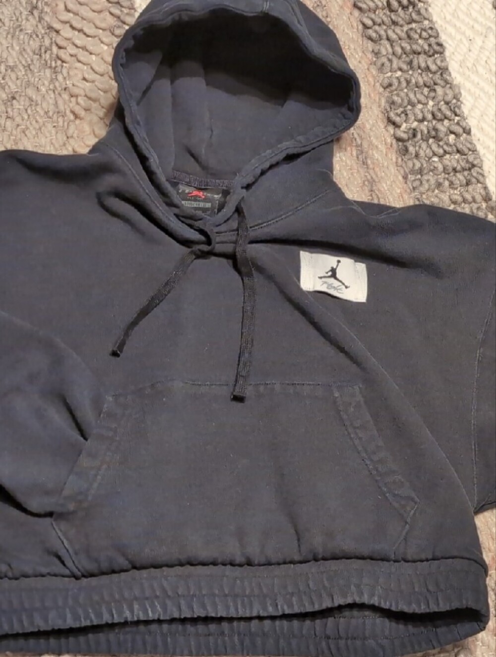 Jordan Black Hoodie Cropped with Small Jumpman Patch. Loose Fit Size Xs